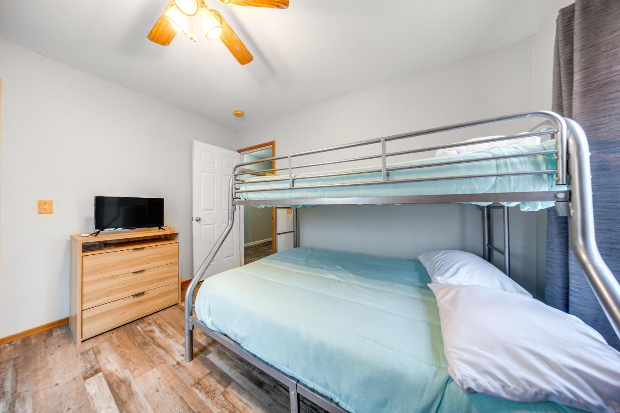 Family-Friendly Hideaway Near Presque Isle! Villa อีรี ภายนอก รูปภาพ
